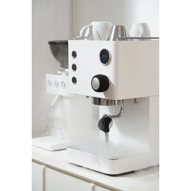 AVX DB1X 2025 Dual bojleres kávégép Fehér + AVX CG301 kávéőrlő Ezüst + Pumpás babtartály