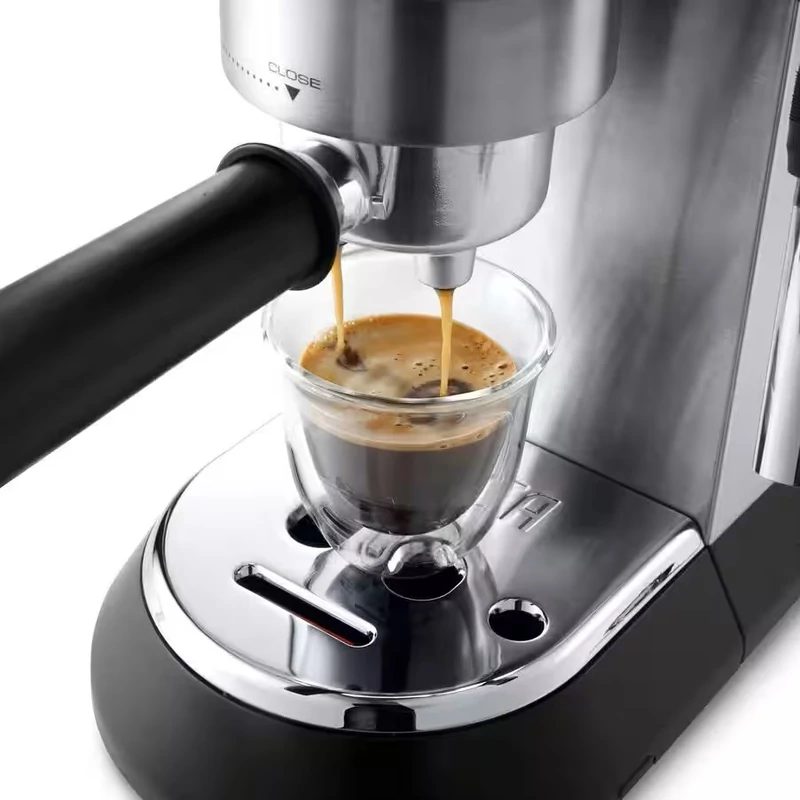 DeLonghi EC 685.M Dedica Metal Espresso Kávégép