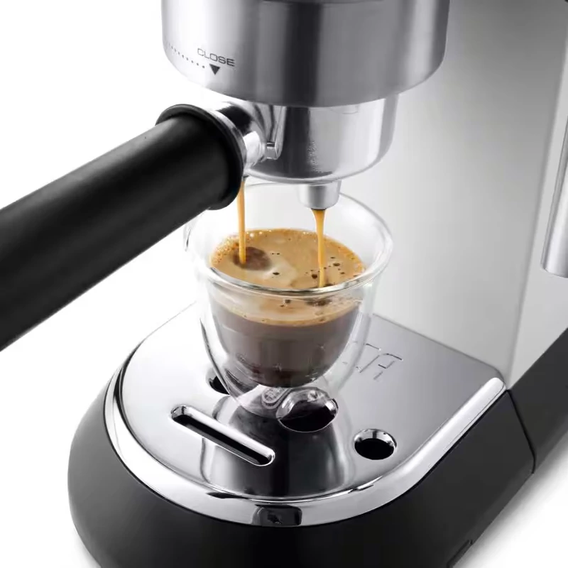 DeLonghi EC 685.M Dedica Metal Espresso Kávégép